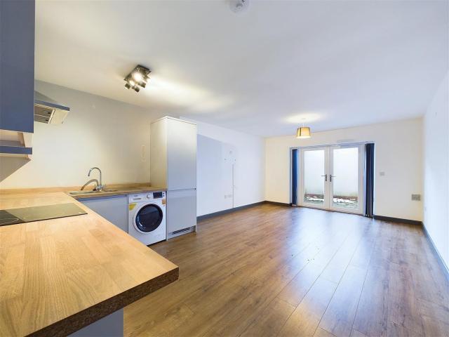 Apartment for rent in Loundsley Green, East Midlands