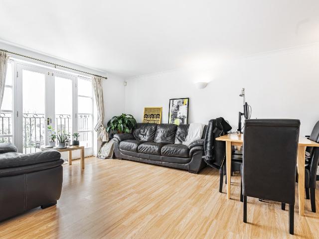 Apartment for rent in Brixton, Greater London