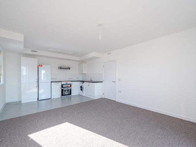 Apartment for rent in Roding Riverside, Greater London