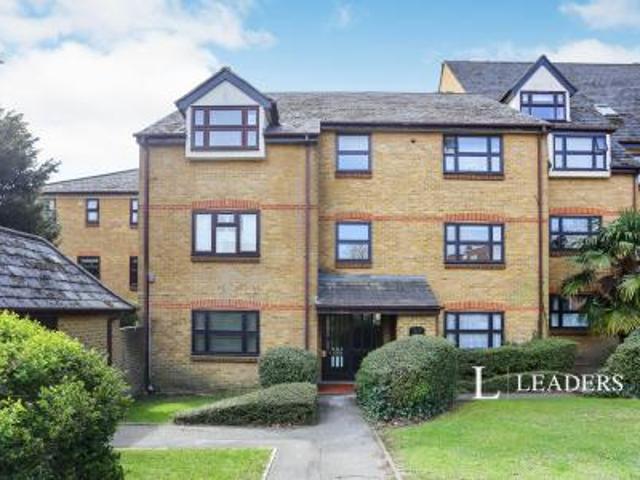 Apartment for rent in London Borough of Bromley, Greater London