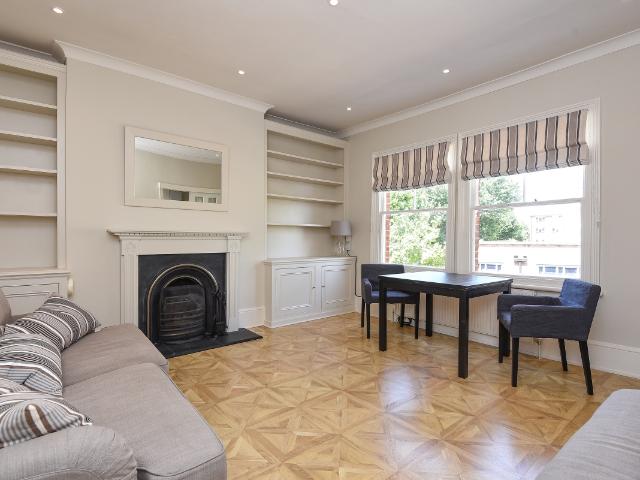 Apartment for rent in Earlsfield, Greater London