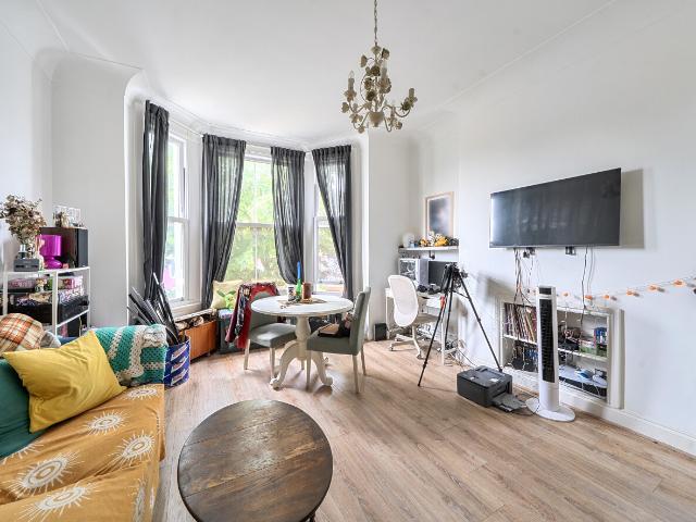 Apartment for rent in Penge, Greater London
