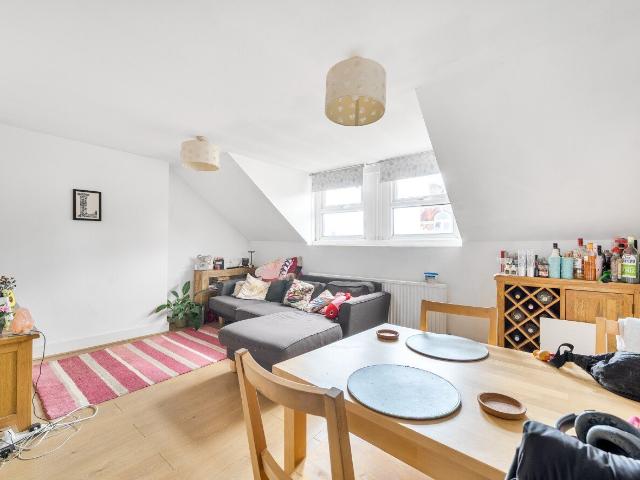 Apartment for rent in Balham, Greater London