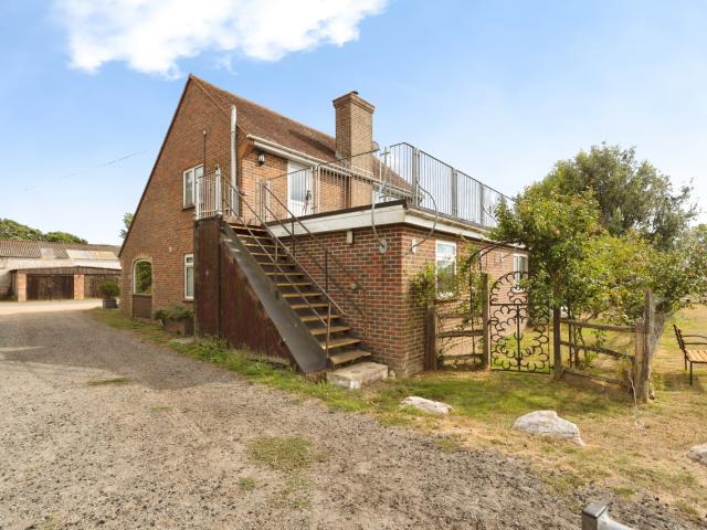 Apartment for rent in Almodington, Littlecote