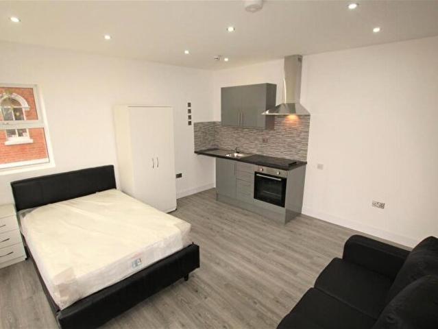 Apartment for rent in Elmfield, Leicestershire