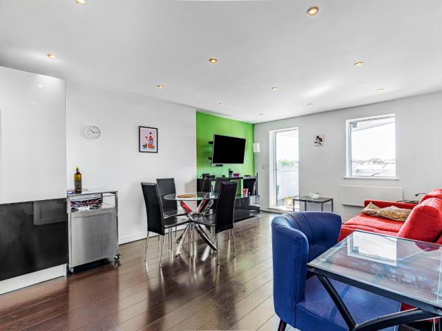 Apartment for rent in Brixton, Greater London