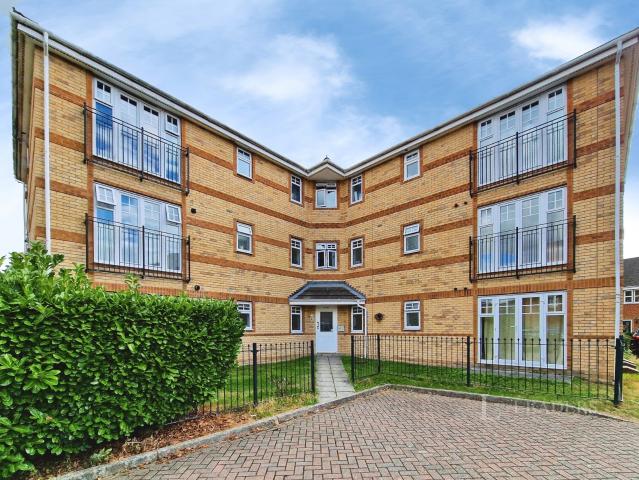 Apartment for rent in Eastleigh, Helford