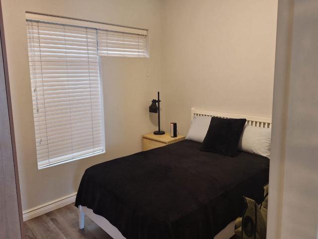 Apartment for rent in Bloubergstrand, City of Cape Town