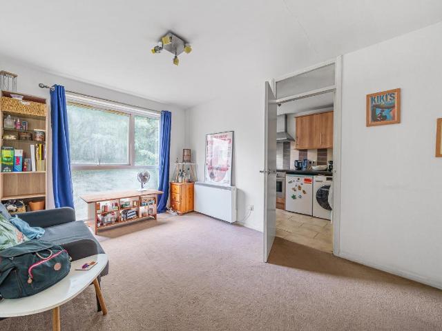 Apartment for rent in London Borough of Ealing, Greater London