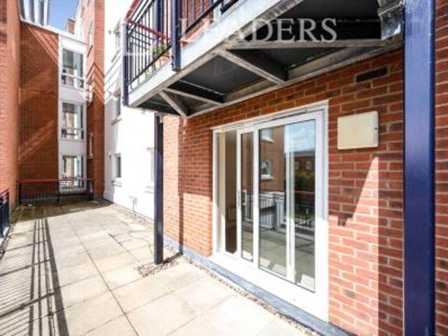 Apartment for rent in Portsea, Portsmouth