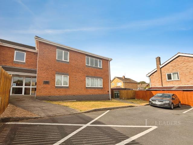 Apartment for rent in Batchley, Redditch