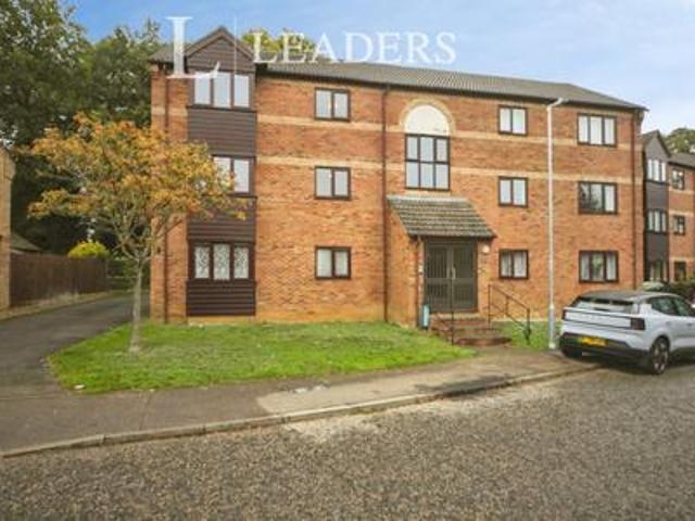 Apartment for rent in Priors Estate, West Suffolk