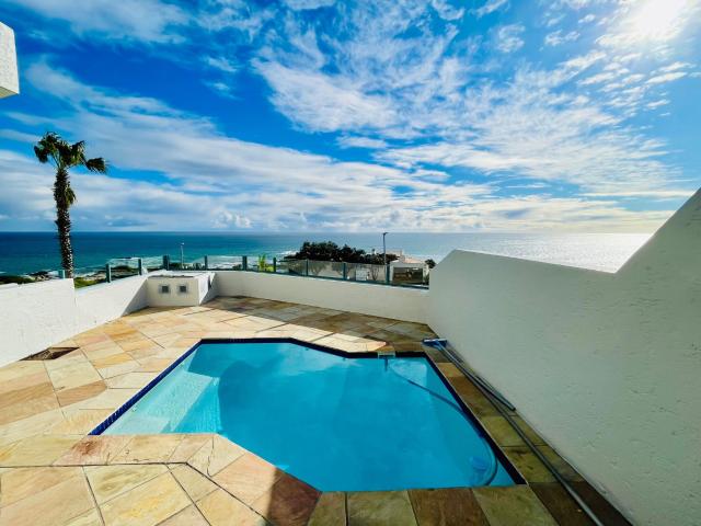 Apartment for rent in Camps Bay, Cape Town
