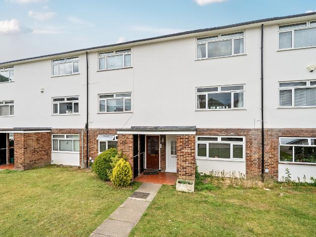 Apartment for rent in Mottingham, Isle Of Man