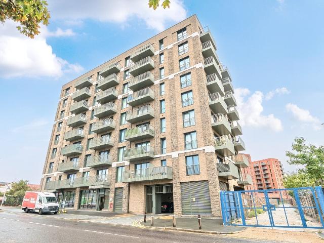 Apartment for rent in Scrattons Farm, Greater London