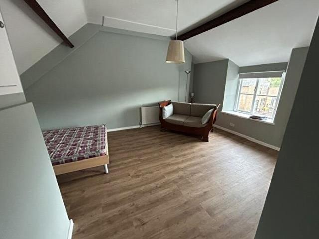 Apartment for rent in Hay, Wales