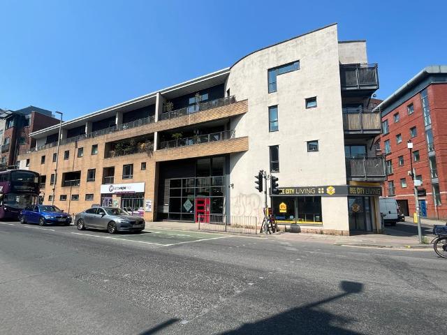 Apartment for rent in City Centre, Salford