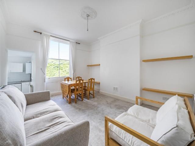 Apartment for rent in Clapham, Greater London