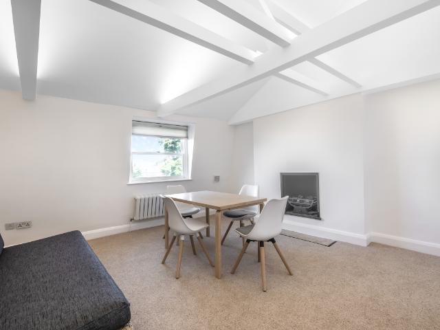 Apartment for rent in Highbury, Greater London