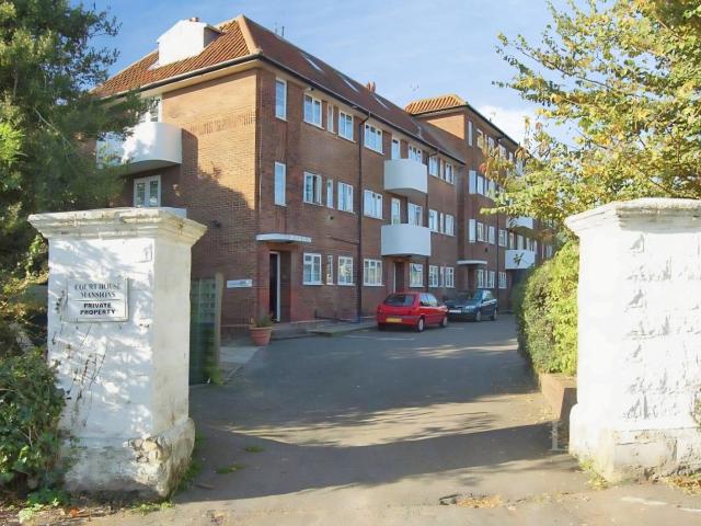 Apartment for rent in Epsom, Surrey