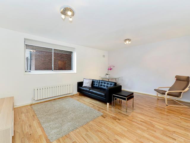 Apartment for rent in Earl's Court, Greater London