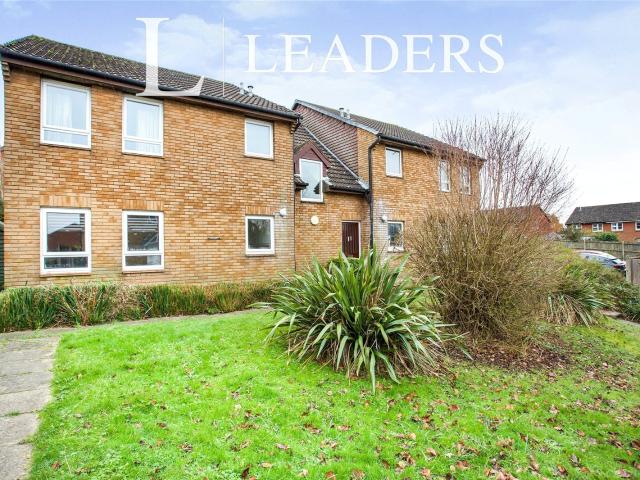 Apartment for rent in Lowford, Helford