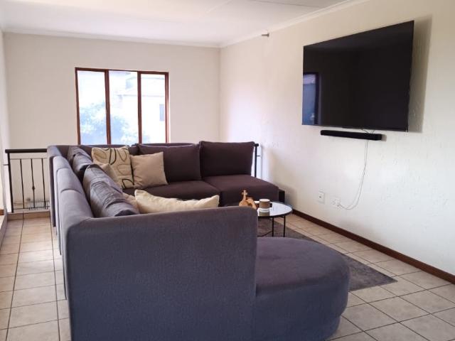 Apartment for rent in Douglasdale, Randburg