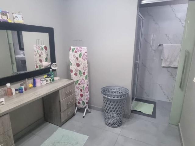Apartment for rent in Athlone, Durban North