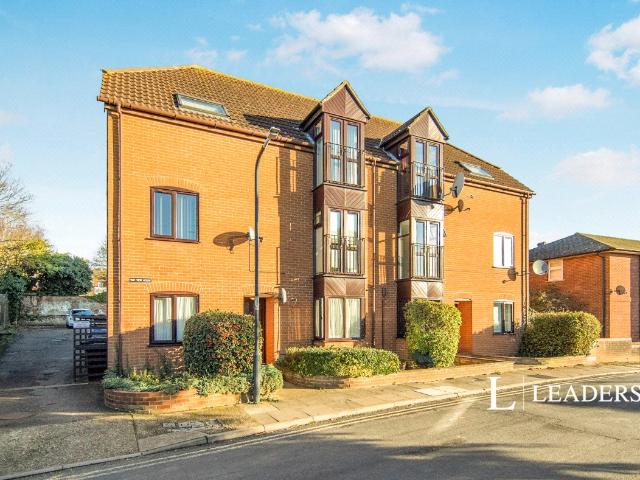 Apartment for rent in The Dales, Key Street