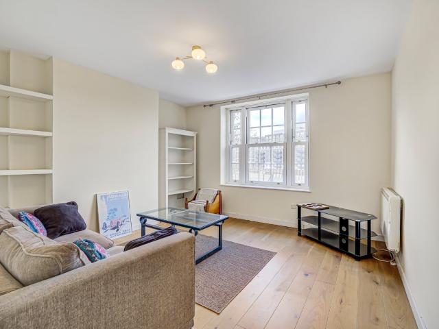 Apartment for rent in Pimlico, Isle Of Man