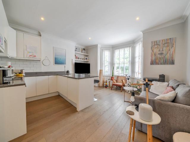 Apartment for rent in London Borough of Wandsworth, Greater London