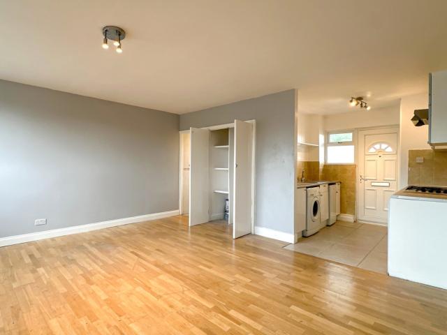 Apartment for rent in London Borough of Lewisham, Lower Sydenham