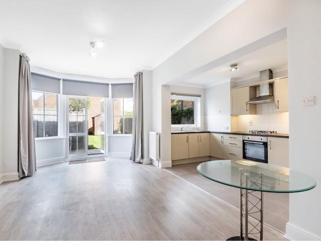 Apartment for rent in Muswell Hill, Isle Of Man