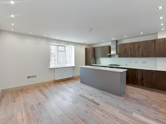 Apartment for rent in Fulham, Walham Green