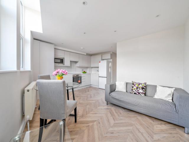 Apartment for rent in Earlsfield, Greater London