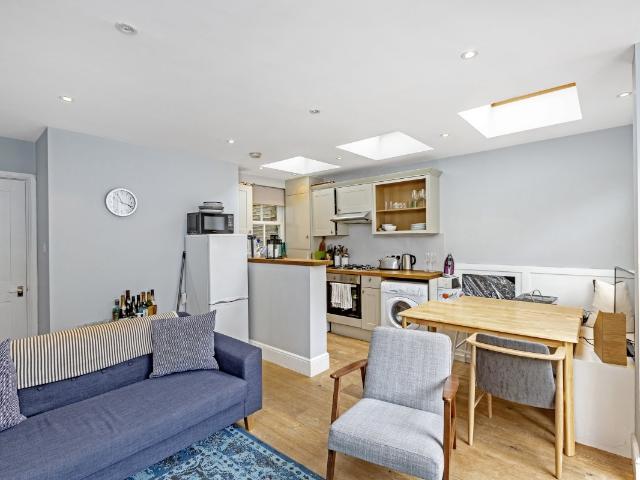 Apartment for rent in Fulham, Sands End