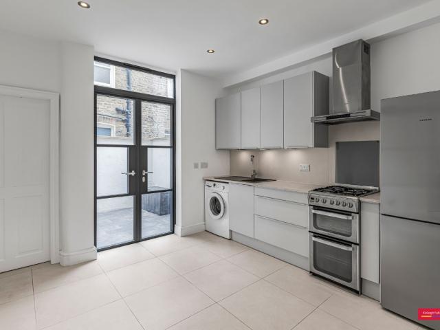 Apartment for rent in Fulham, Sands End