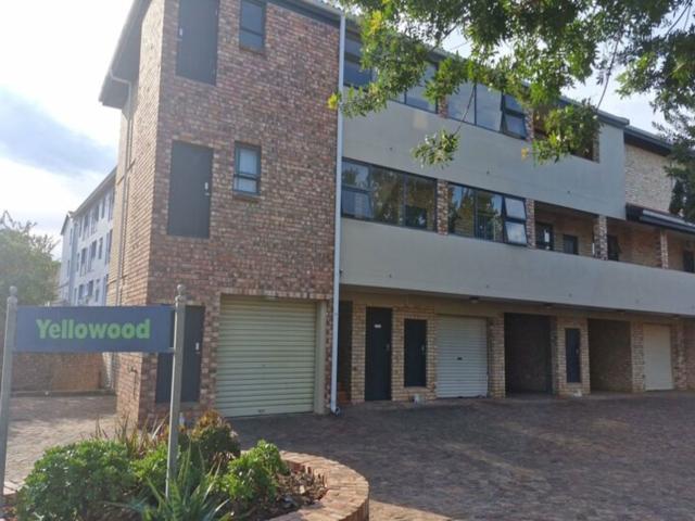 Apartment for rent in Makhanda, Makana Local Municipality