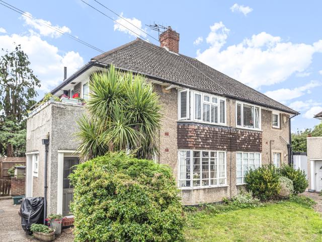 Apartment for rent in Surbiton, Greater London
