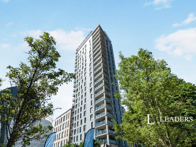 Apartment for rent in Horsell, Woking
