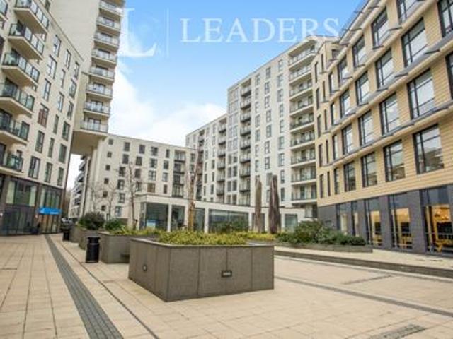 Apartment for rent in Horsell, Woking
