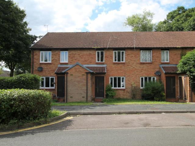 Apartment for rent in Horsell, Woking