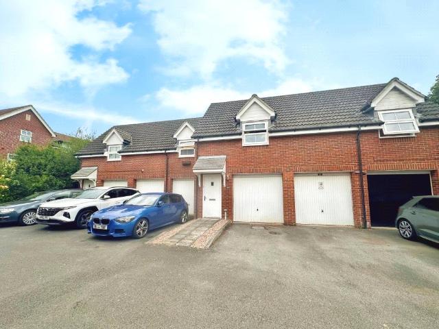 Apartment for rent in Hedge End, Helford