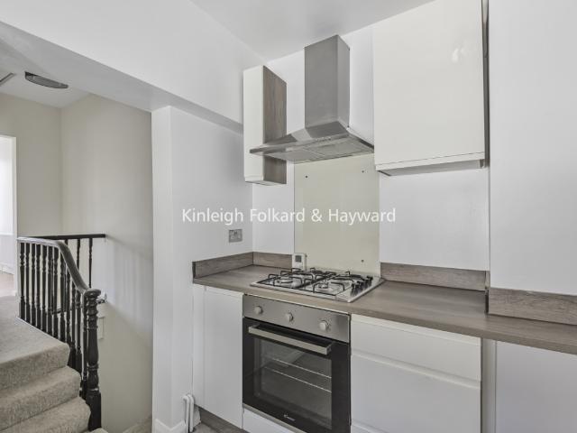 Apartment for rent in Widmore, Greater London
