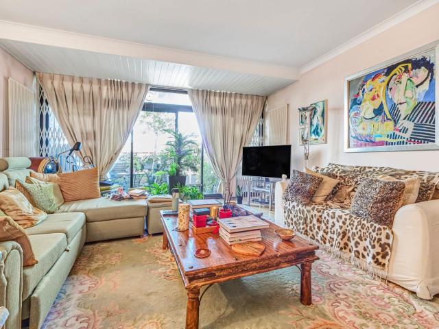 Apartment for rent in Battersea, Greater London