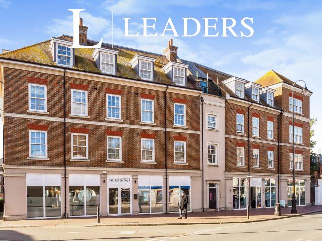 Apartment for rent in Brook Street, Bourne Vale