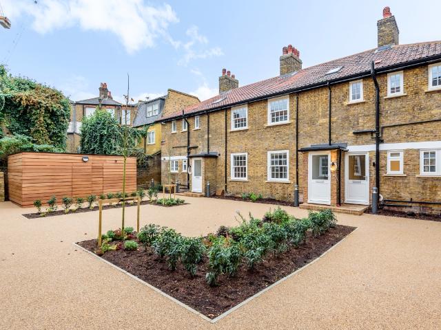 Apartment for rent in Walworth, Greater London
