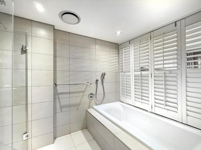Apartment for rent in Houghton Estate, Johannesburg