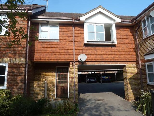 Apartment for rent in Broadoak, Helford
