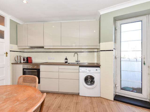 Apartment for rent in Kennington, Greater London